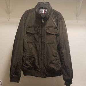 NWT Tommy Hilfiger Water and Wind Resistant Jacket